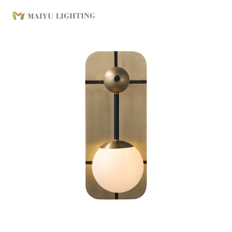 Brass wall lamp