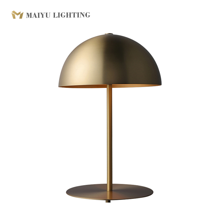 Brass table lamp