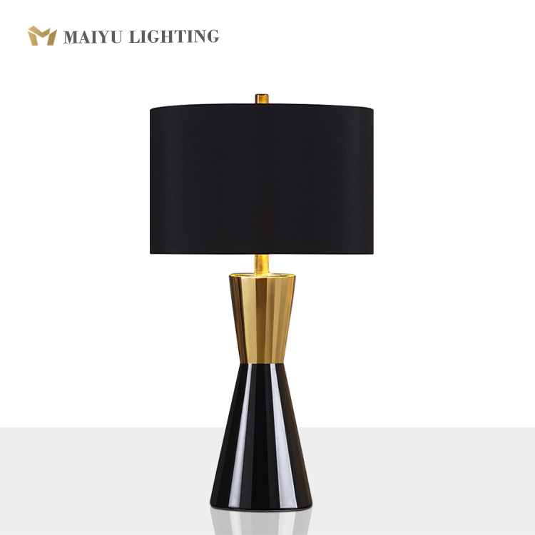 American fashion bedroom bedside ceramic lamp modern simple warm creative living room study lamp